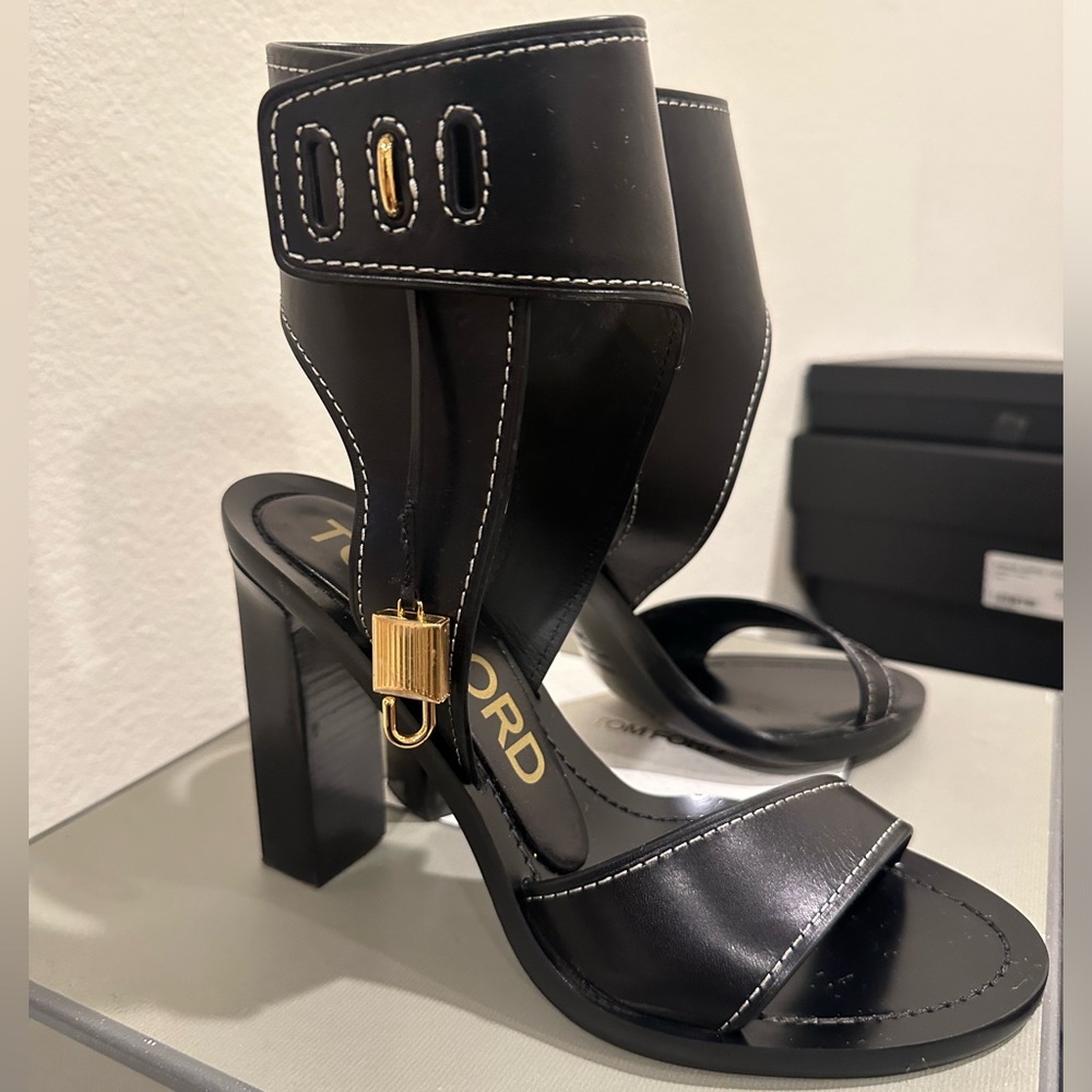 Tom ford size 39 black leather